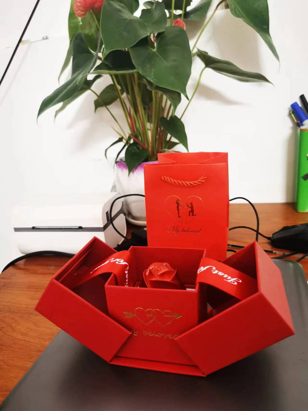 100 Languages "I Love You" Projection Necklace - Hidden Message Heart Pendant Gift